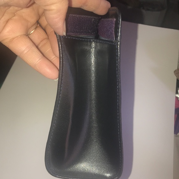 GUCCI SUEDE POUCH - Picture 4 of 14